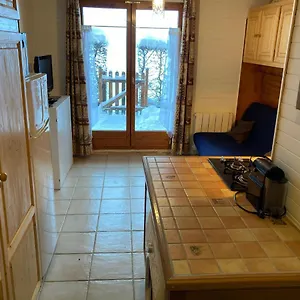 2 Pieces Pieds Des Pistes Terrasse Face A La Montagne Appartement Bernex