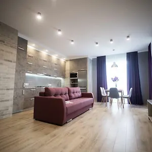 https://avalonrestapartments.hotelslviv.net