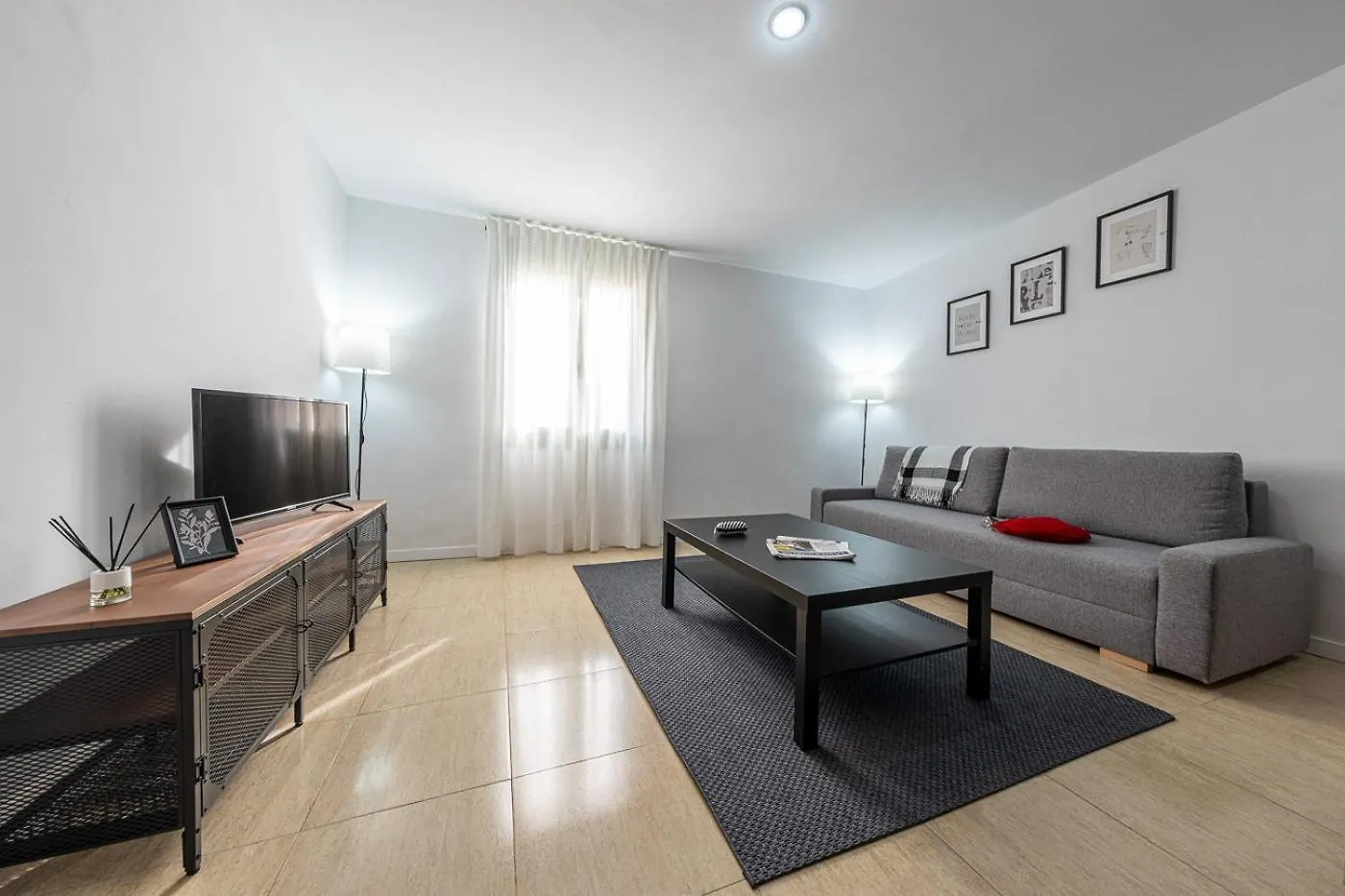 Urban Center Apartments Tarragona 0*,