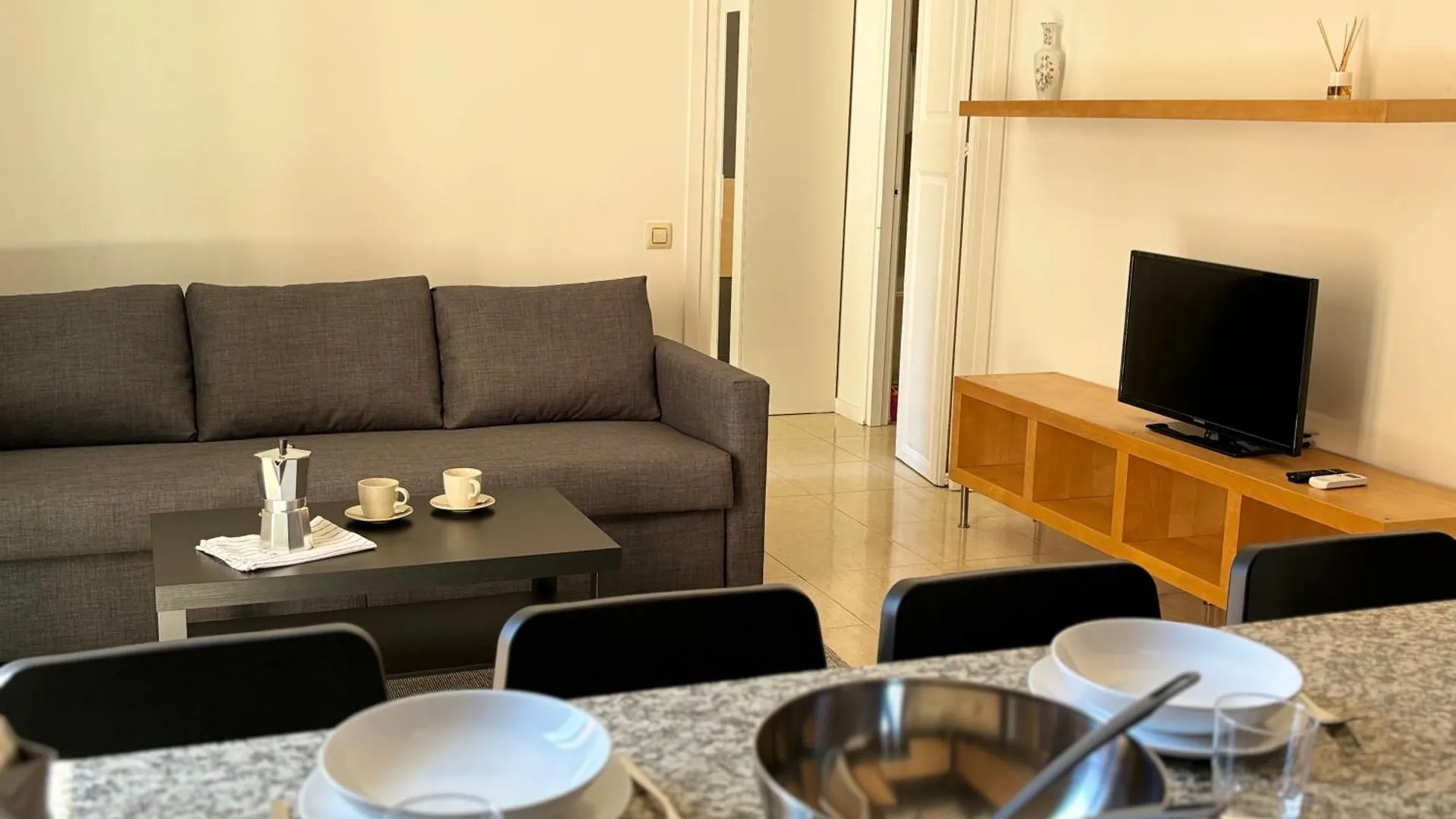 Urban Center Apartments タラゴナ